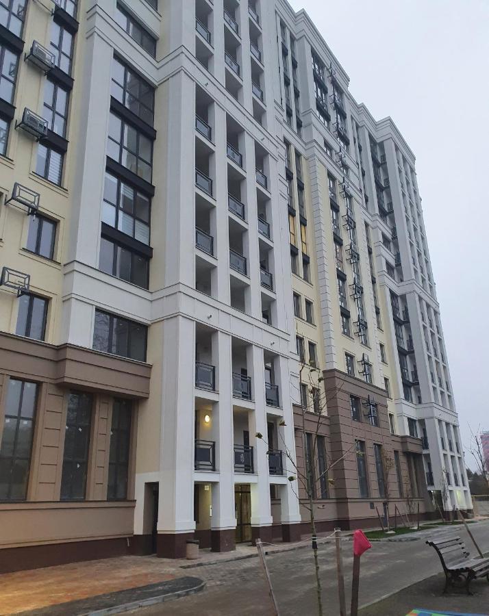 Prestige Apartments Rivne Esterno foto